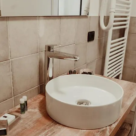 Nido Del Gelso Farm stay Verona